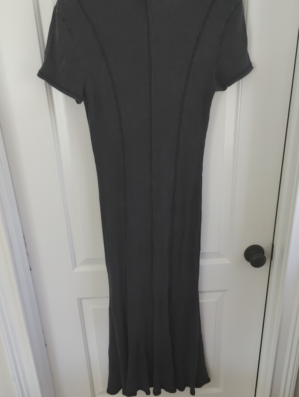 Divided Black Ribbed Short-Sleeve Maxi Dress - Picture 5 of 5